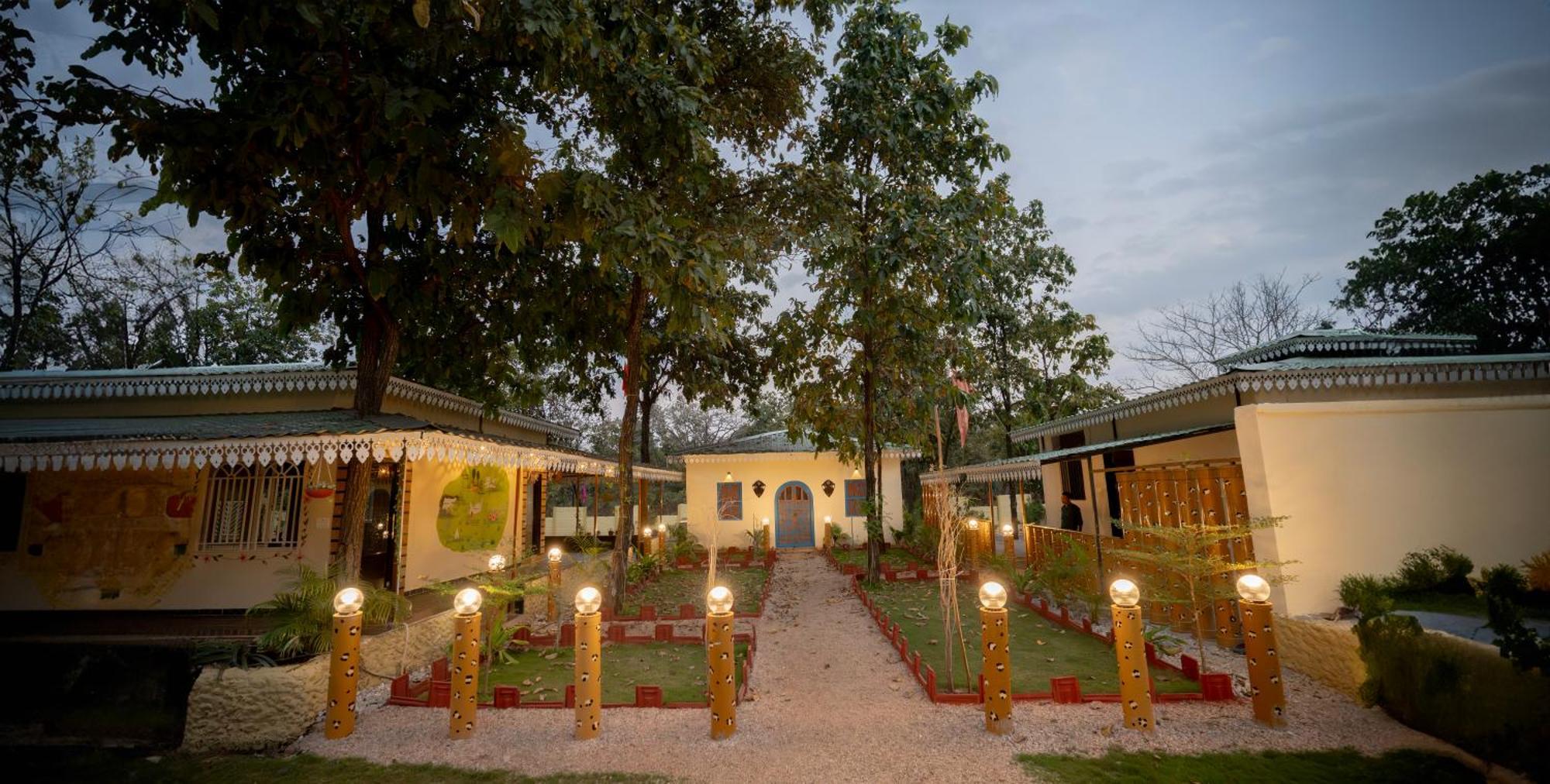 Palash The Jungle Resort Gondia Luaran gambar